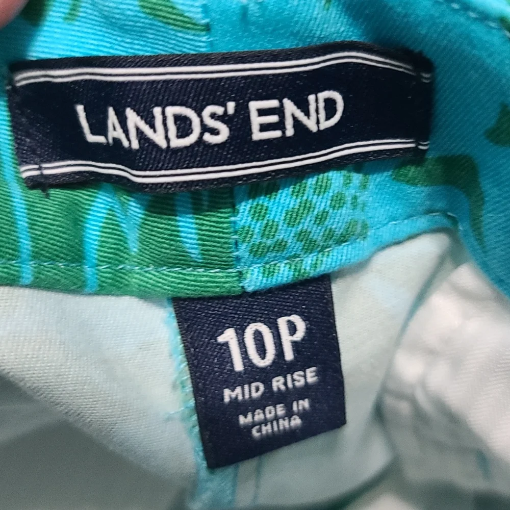 Blue and Green Hawaiian Malibu Barbie Tropical Short Land End - Picture 3 of 3